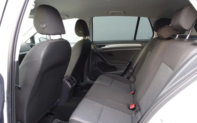 Volkswagen Golf cena 33900 przebieg: 271000, rok produkcji 2013 z Czarne małe 211